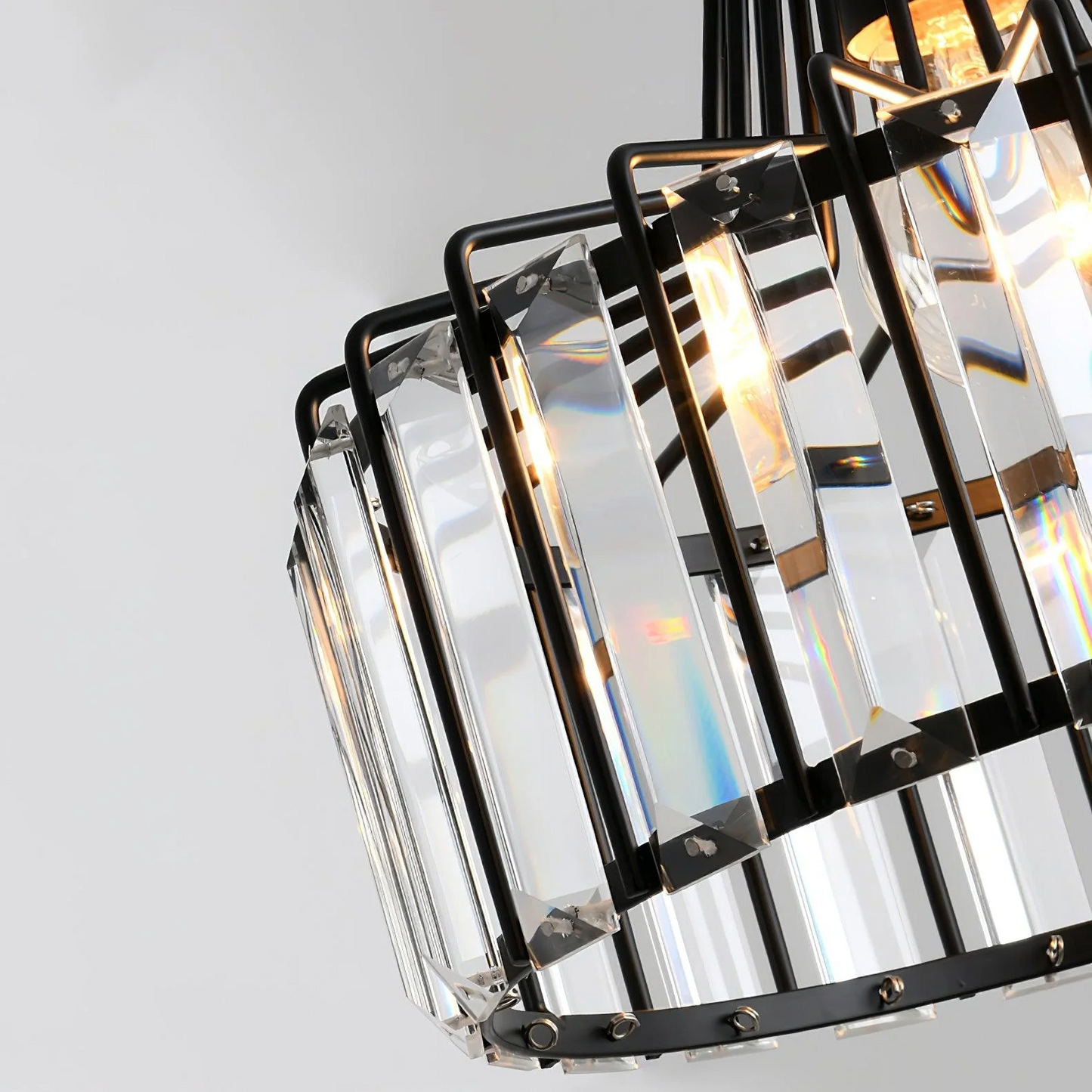 Obsidia | Sleek Iron Frame Crystal Pendant Light