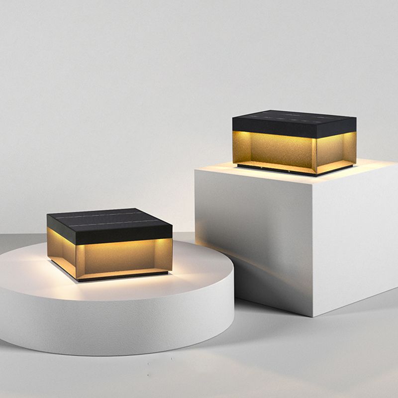 Vylno | Minimalist Geometric Column Solar Powered Outdoor Light