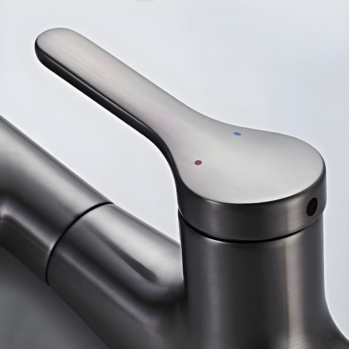 Nordivik | Sleek Retractable Spout Kitchen Sink Mixer Tap with Lever Handle