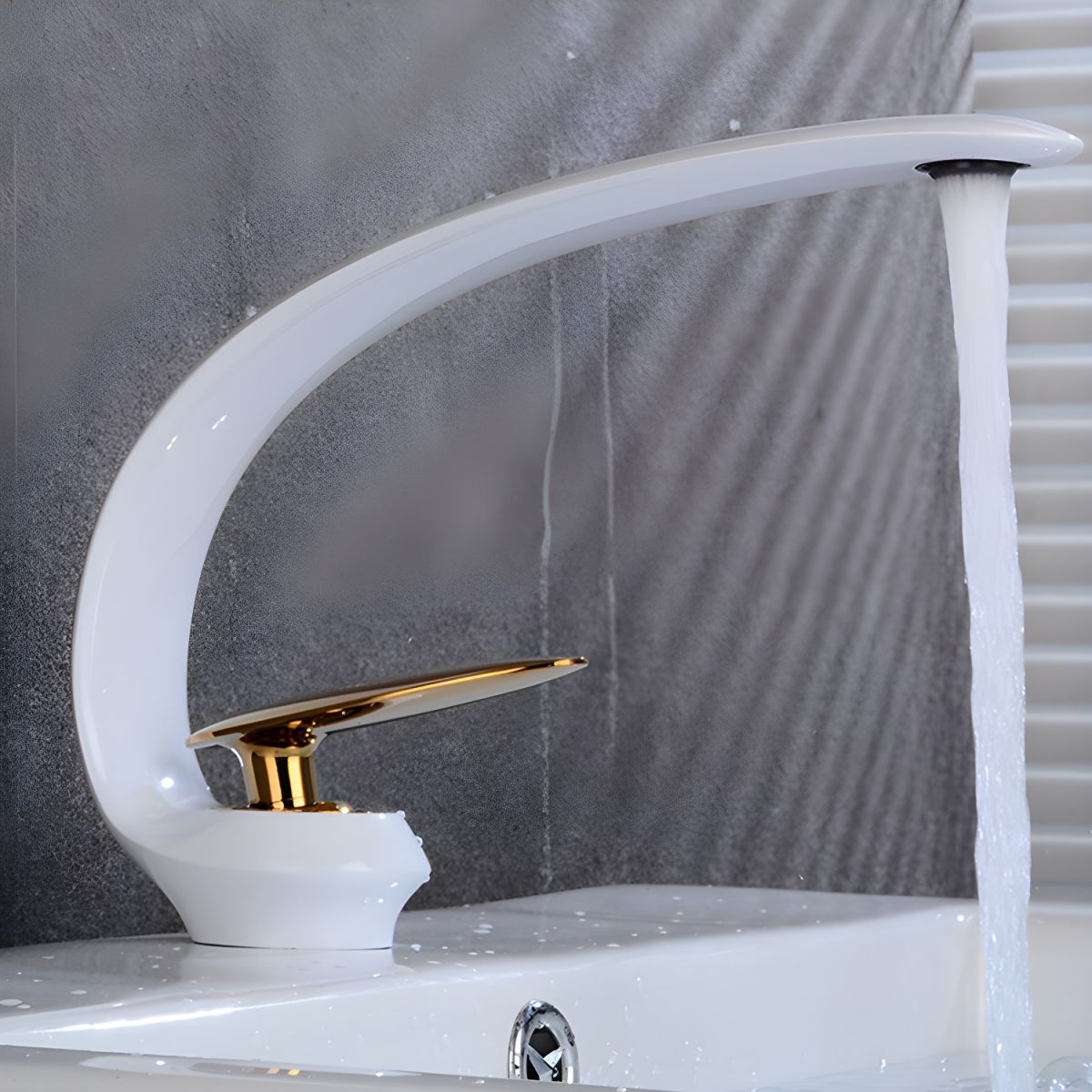 Solvarka | Modern Arched Silhouette Single Lever Bathroom Sink Tap