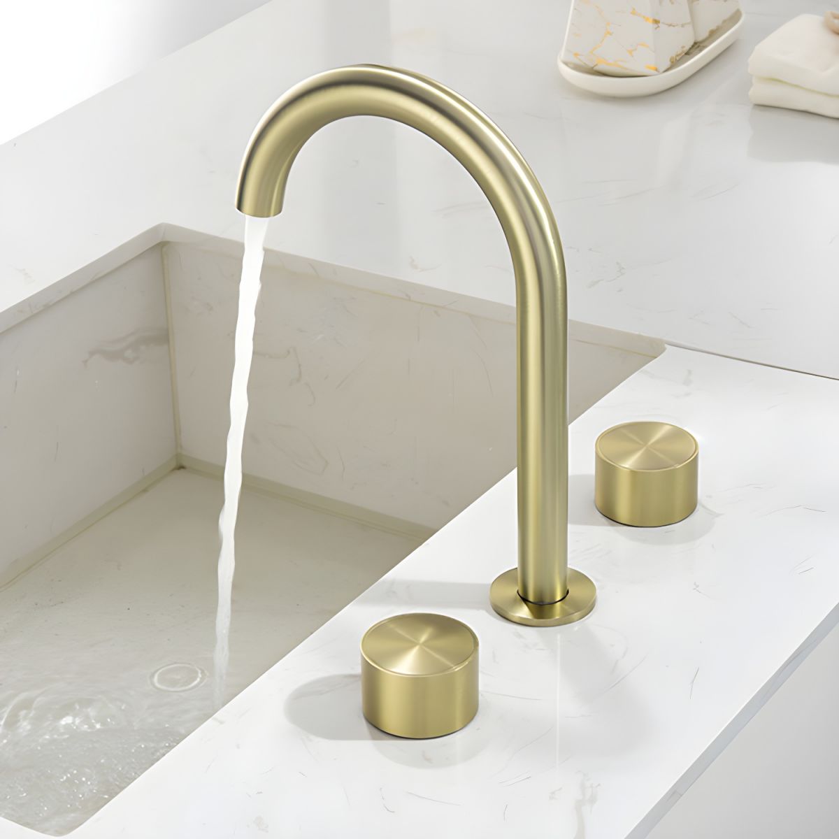 Juvallure | Modern Arched Silhouette Widespread Dual Handle Bathroom Sink Tap