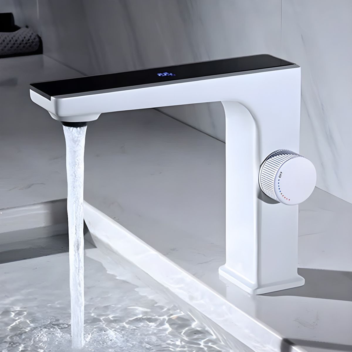 Jovallur | Modern L-Shaped Arched Column Bathroom Sink Tap with Digital Display