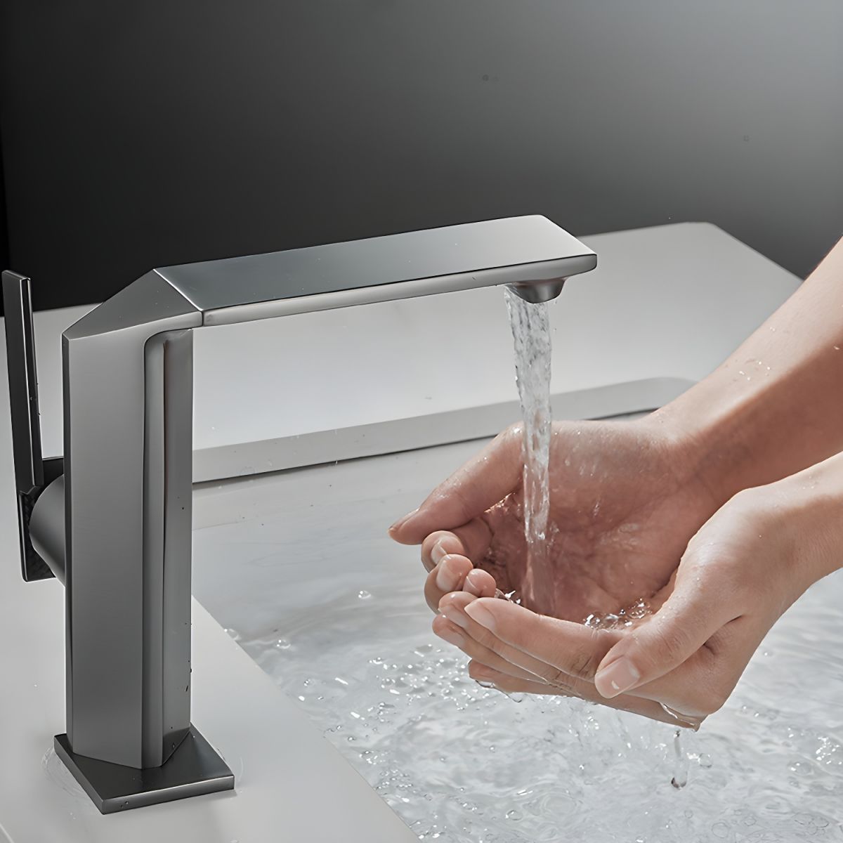 Skovur | Sleek Geometric Shaped Single Lever Bathroom Sink Tap