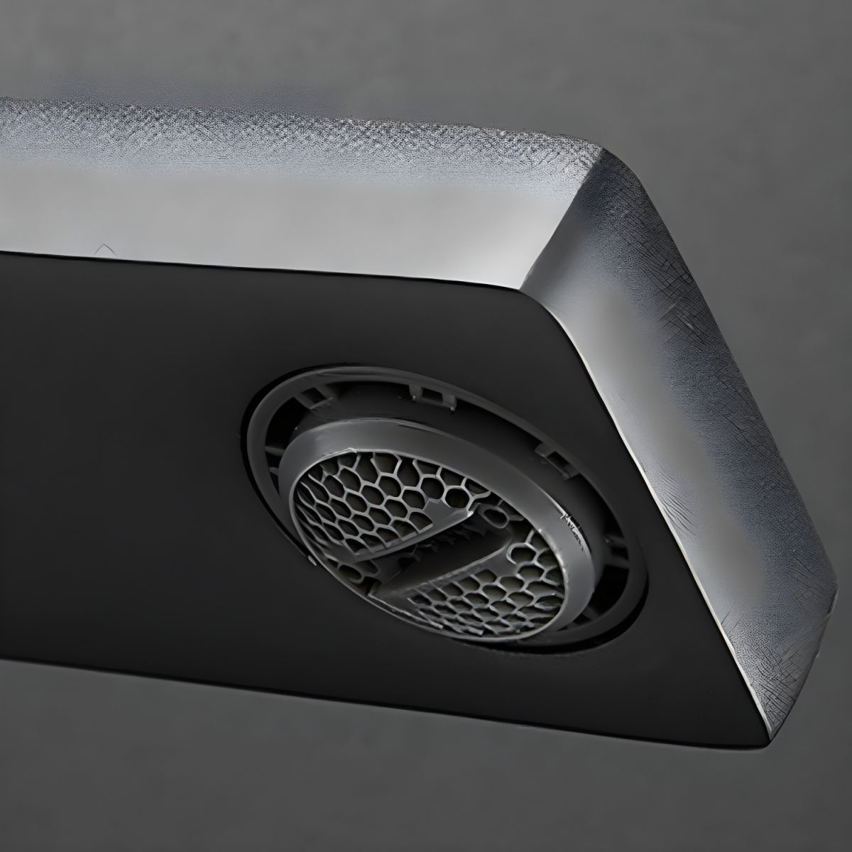Juvandic | Modern Tapered Profile Cylindrical Vessel Bathroom Basin Tap