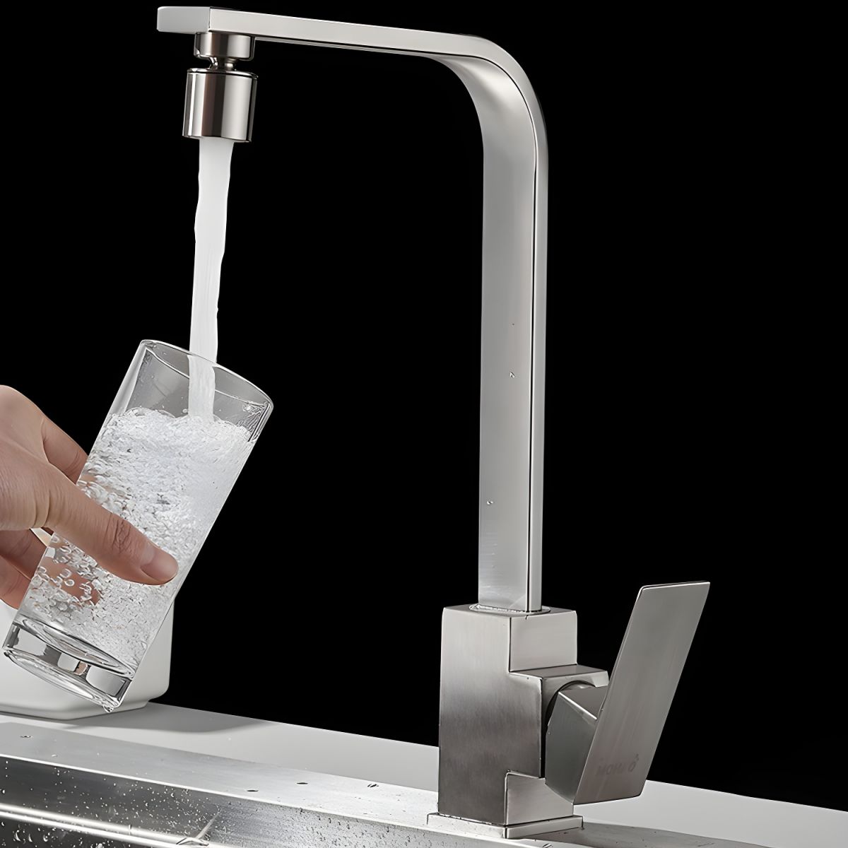 Aerisord | Modern L-Shaped Swivel Spout Kitchen Sink Mixer Tap