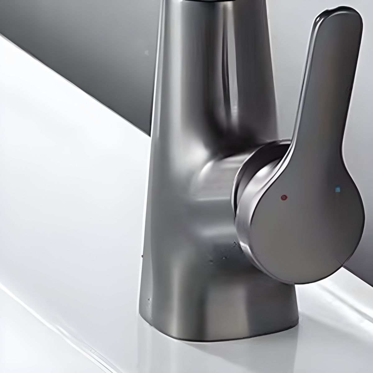Nordivik | Sleek Retractable Spout Kitchen Sink Mixer Tap with Lever Handle
