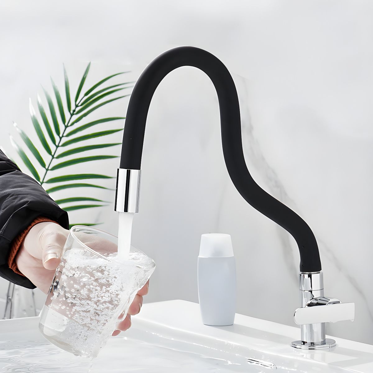Videnar | Sleek High Arc Tubular Single Lever Kitchen Sink Tap