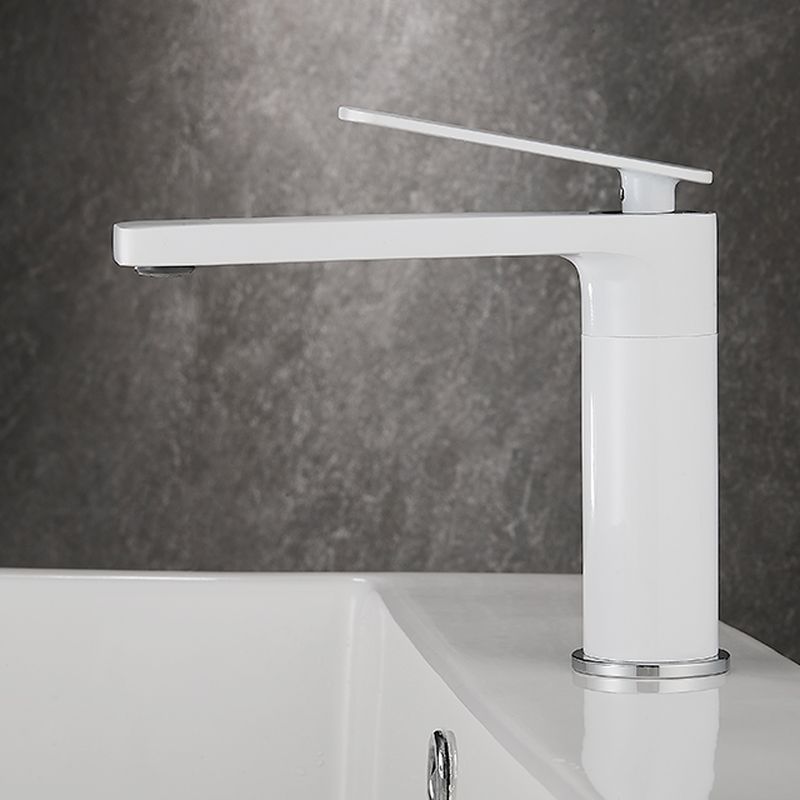 Sylvakia | Modern L-Shaped Single Lever Bathroom Sink Tap