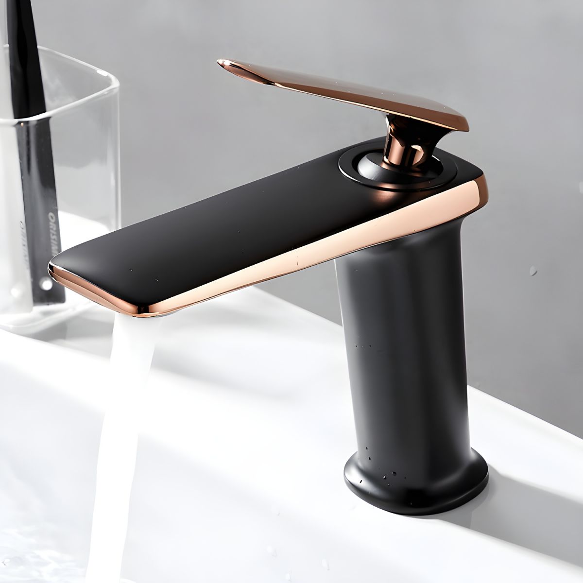 Juvandis | Modern Cuboid Profile Single Lever Bathroom Basin Tap