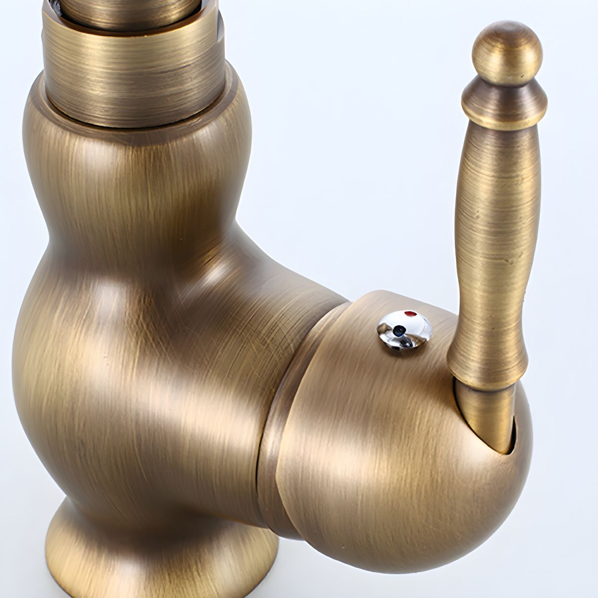 Sylviken | Luxury High Arc Swivel Spout Gooseneck Kitchen Sink Mixer Tap