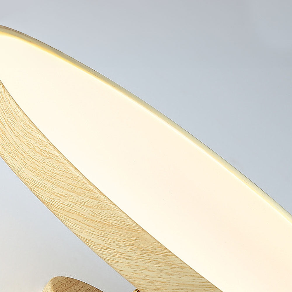 Novus | Contemporary Round Flush Mount Ceiling Light with Flat Panel