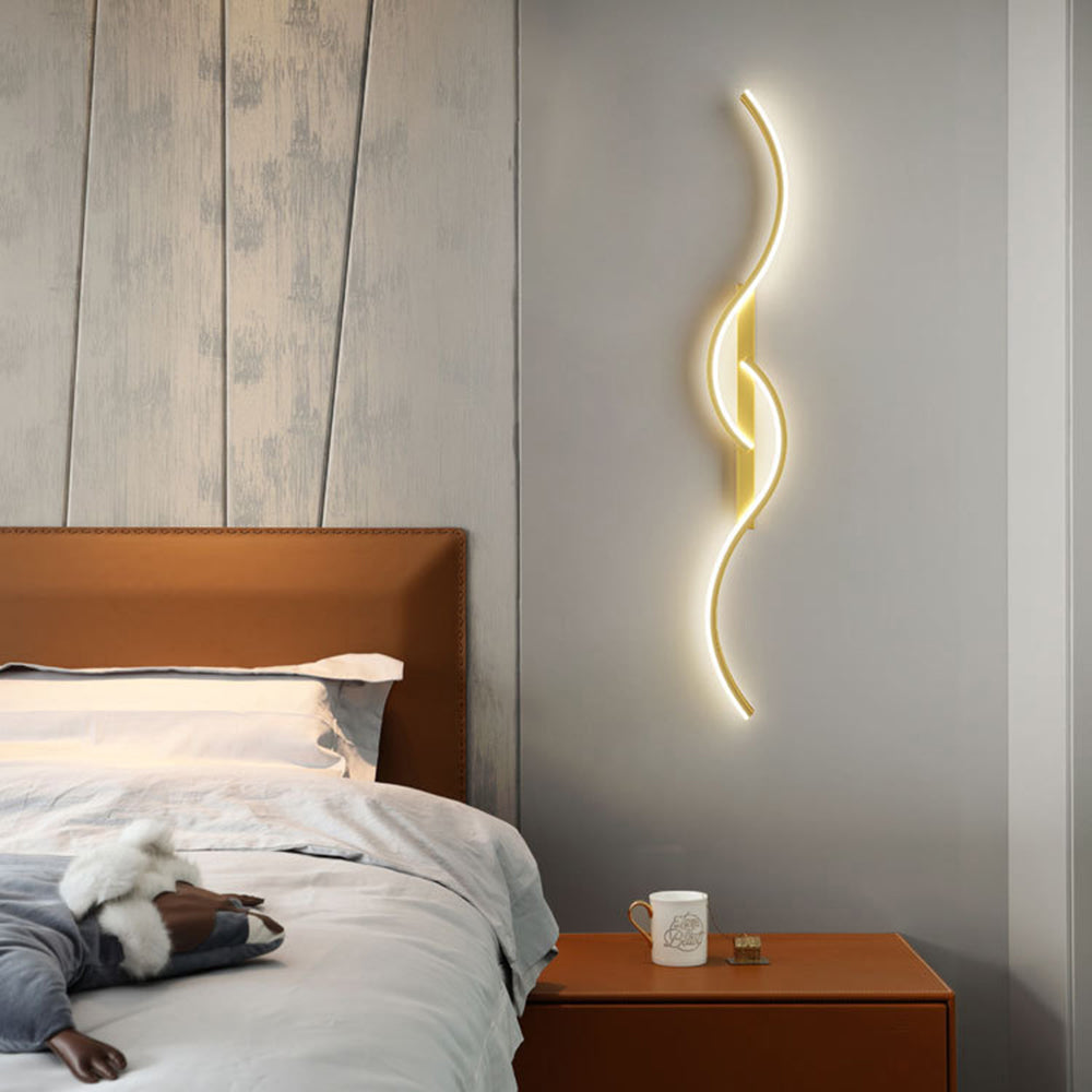 Althun | Modern Sinuous Wave Silhouette Metal Wall Light