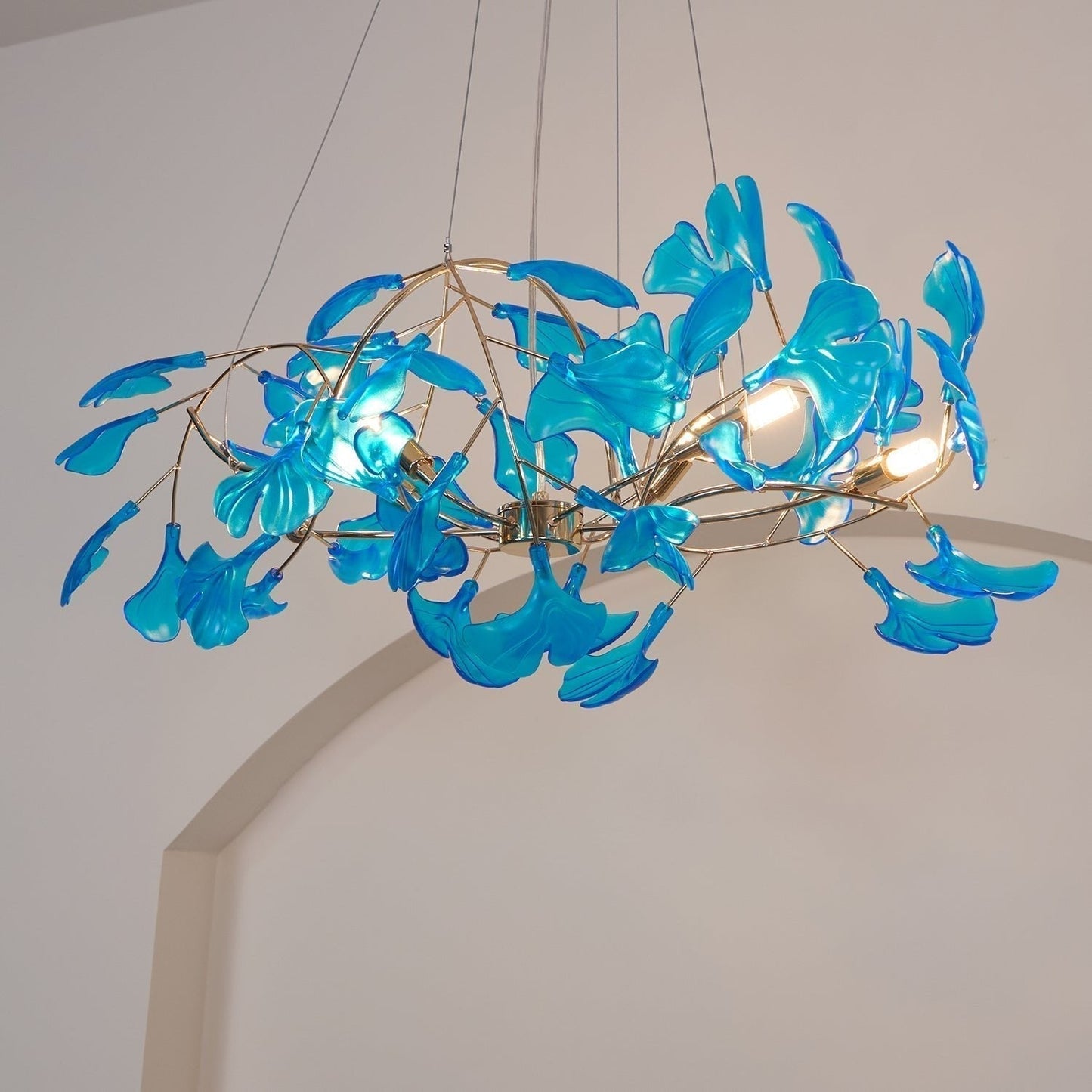 Solasvren | Ginkgo Leaf Acrylic Organic Canopy Sculptural Chandelier