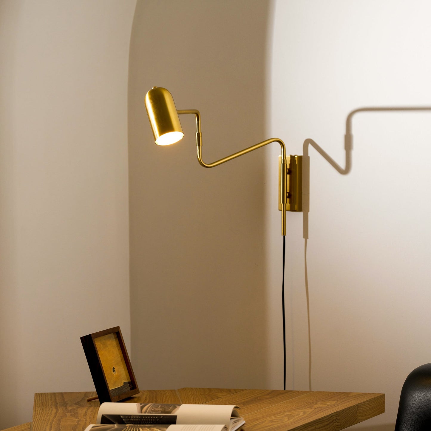 Kelsigore | Minimalist Swing Arm Rotatable Geometric Functional Wall Light