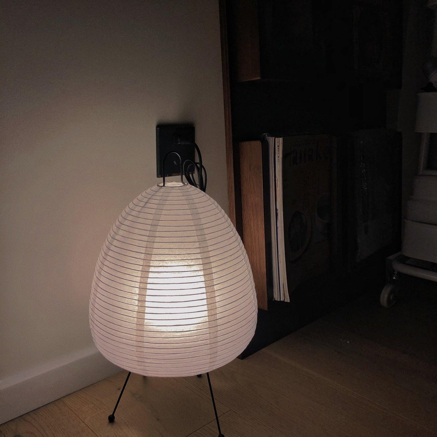 Kryntaleo | Japanese Ribbed Bamboo Silhouette Oriental Accent Table Lamp