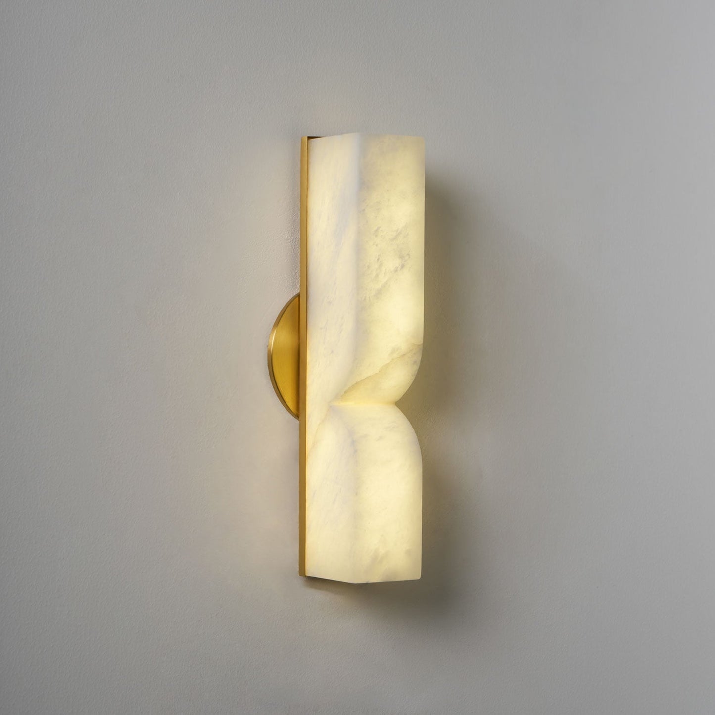Marbrisso | Minimalist Carved Alabaster Stone Wall Light