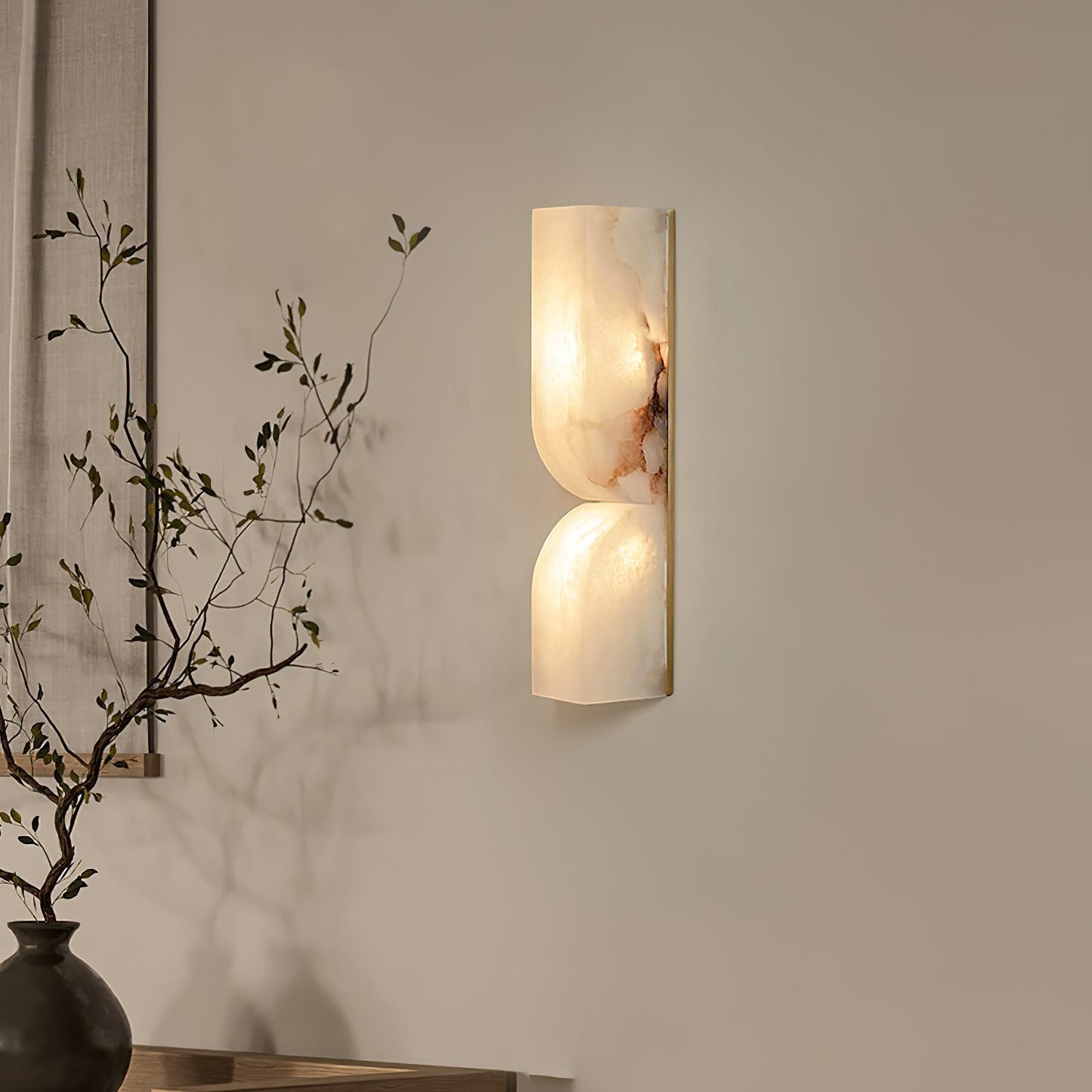 Marbrisso | Minimalist Carved Alabaster Stone Wall Light