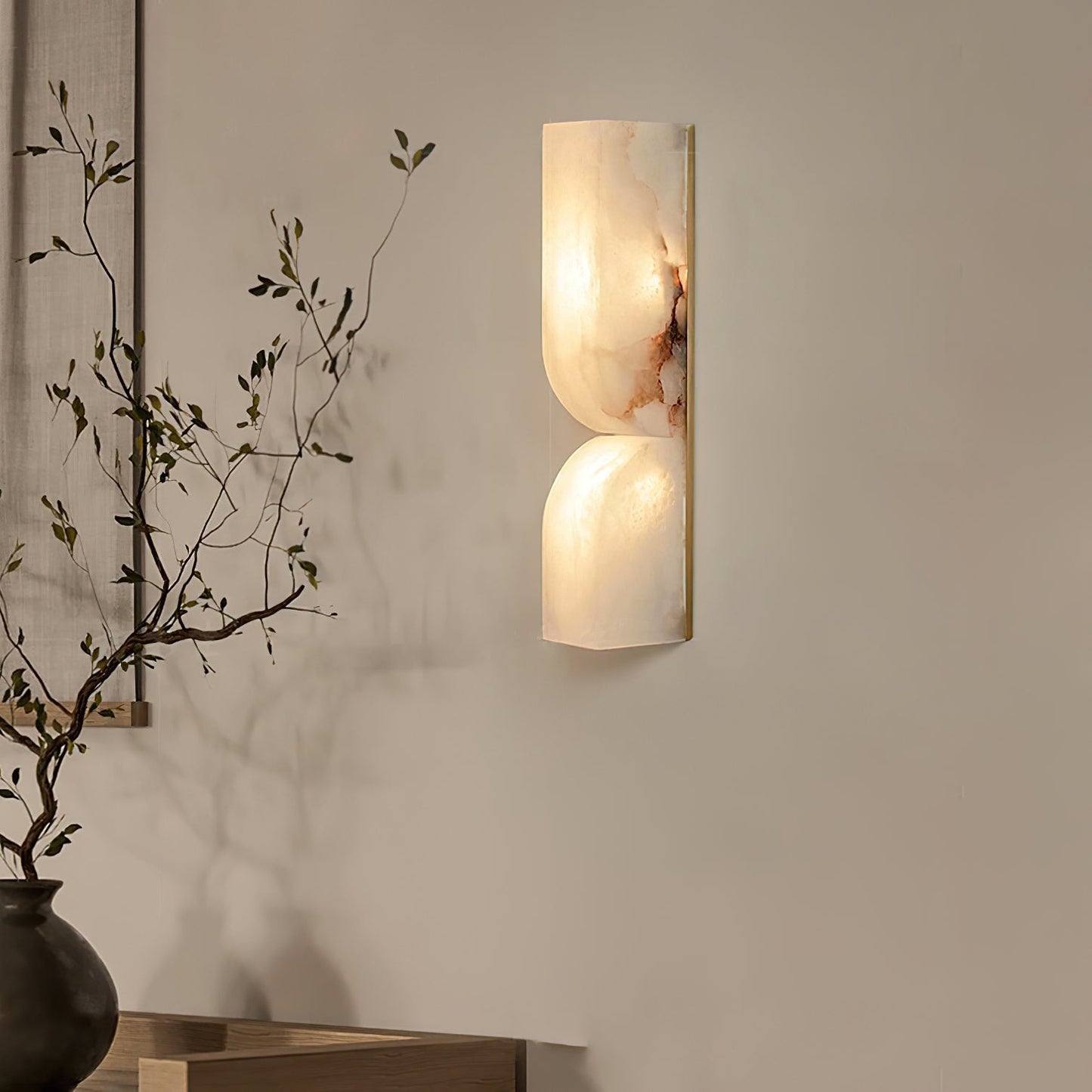 Marbrisso | Minimalist Carved Alabaster Stone Wall Light