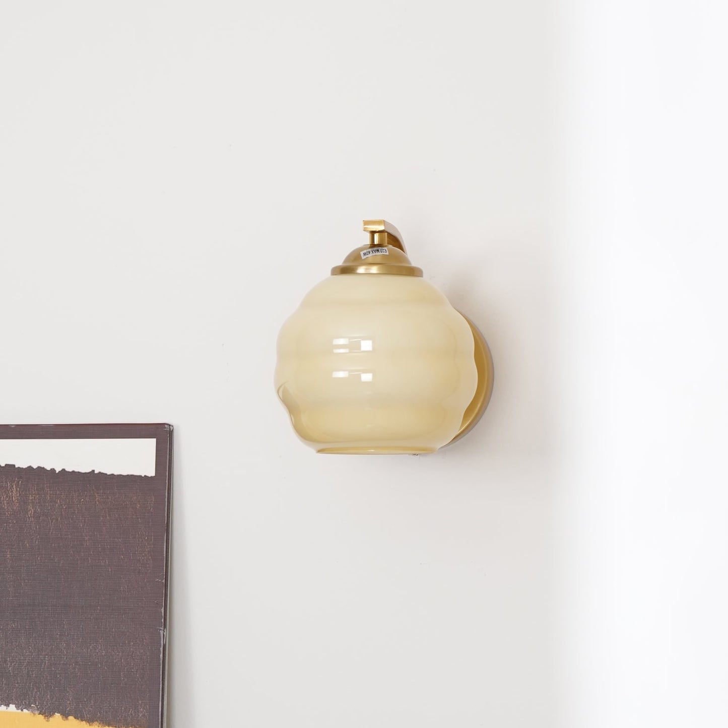 Thryndol | Ribbed Glass Globe Vintage Wall Light