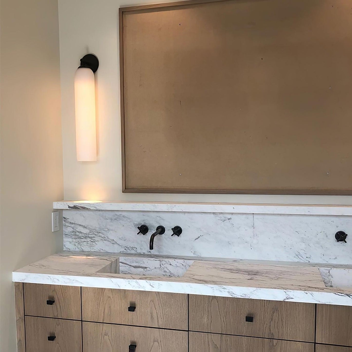 Luvia | Elegant Cylindrical Art Deco Glass Wall Light