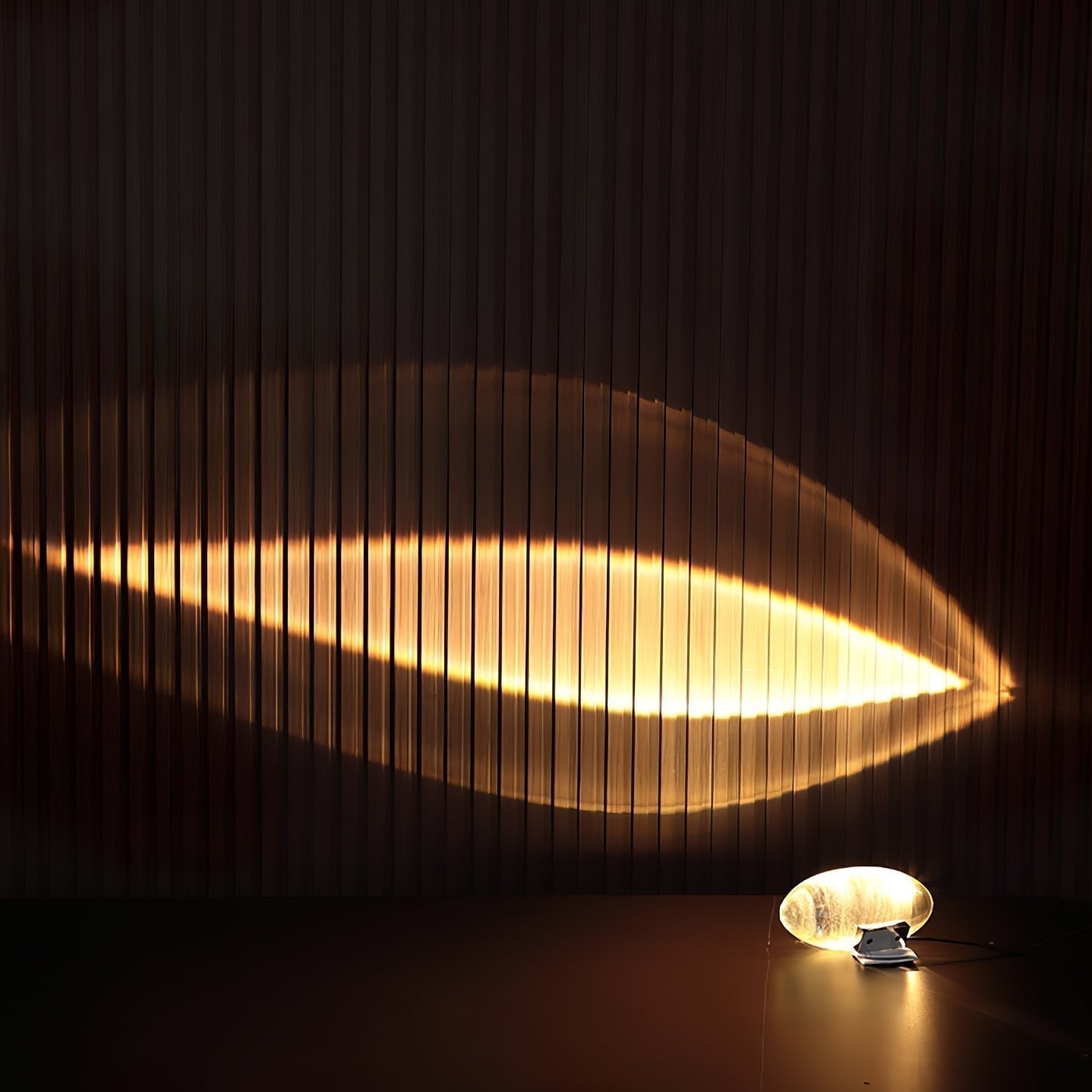 Vaelenoe | Sculptural Oval Crystal Stone Table Lamp