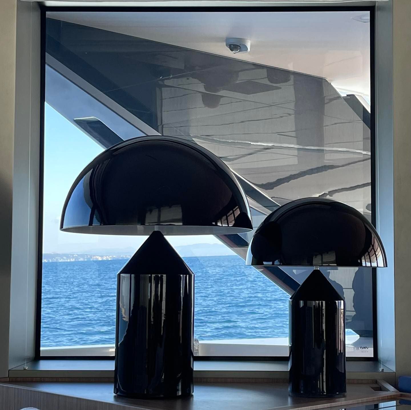 Zonthara | Avant Garde Geometric Sculptural Silhouette Metal Table Lamp
