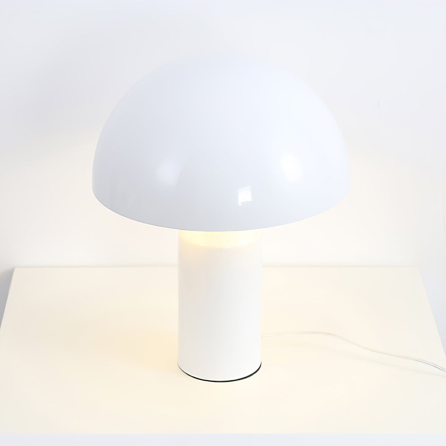 Zonthara | Avant Garde Geometric Sculptural Silhouette Metal Table Lamp