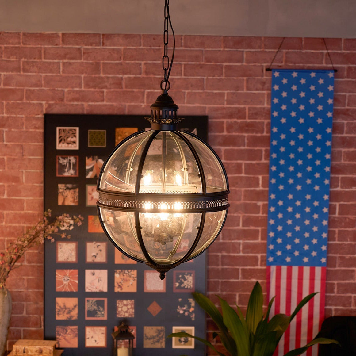 Vinse | Vintage Spherical Transparent Glass Pendant Light