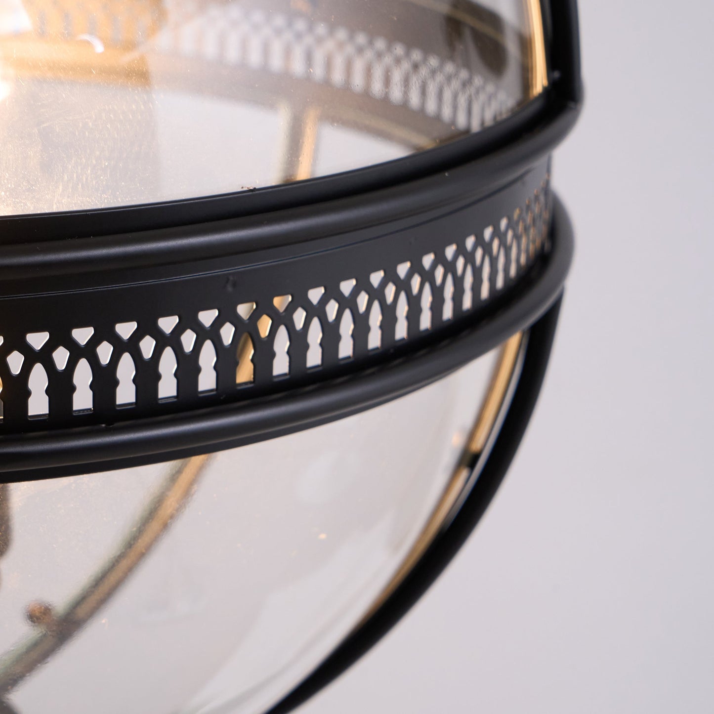 Vinse | Vintage Spherical Transparent Glass Pendant Light