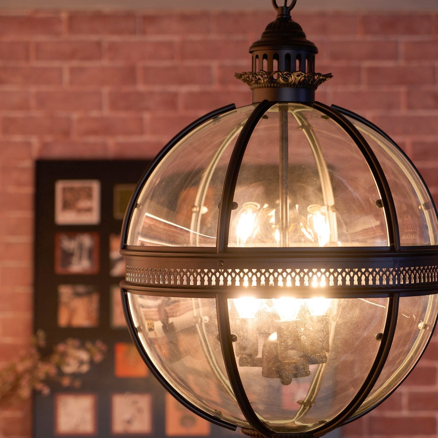 Vinse | Vintage Spherical Transparent Glass Pendant Light