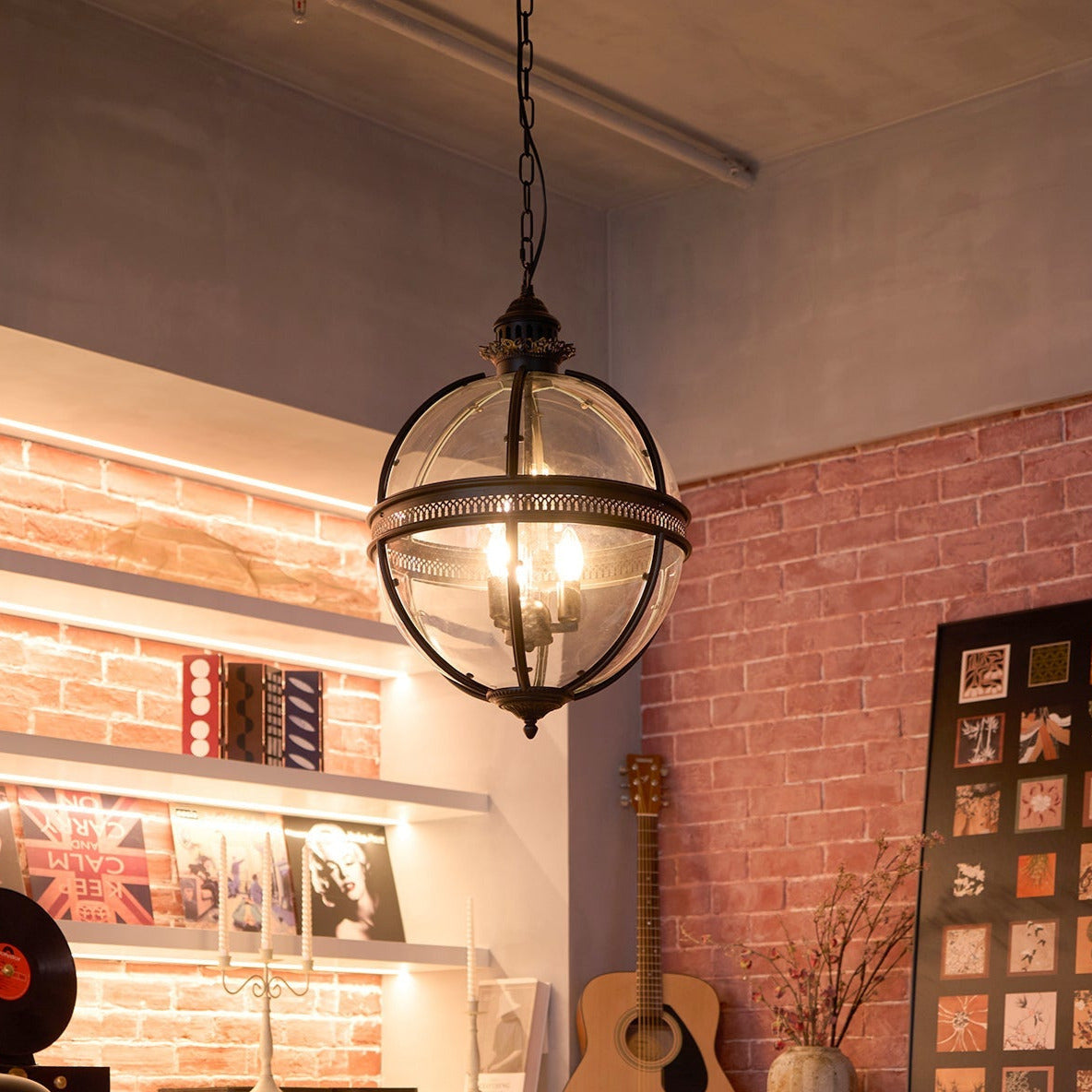 Vinse | Vintage Spherical Transparent Glass Pendant Light