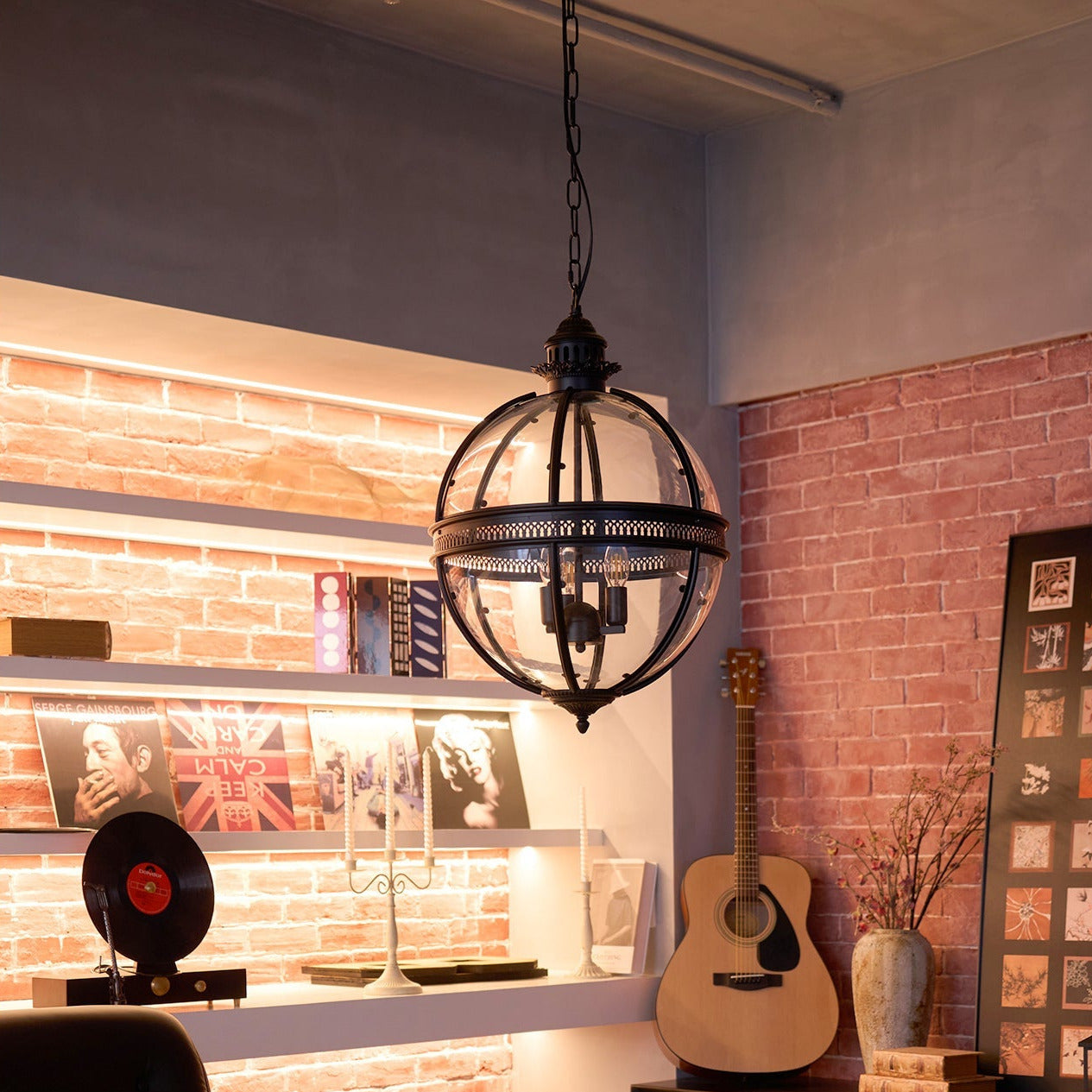 Vinse | Vintage Spherical Transparent Glass Pendant Light