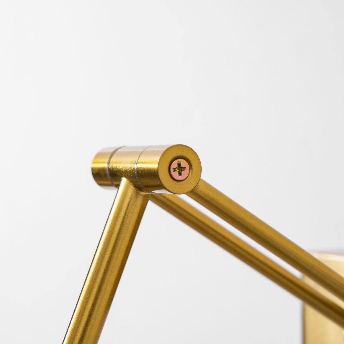 Tandreis | Sleek Architectural Rechargeable Wall Light
