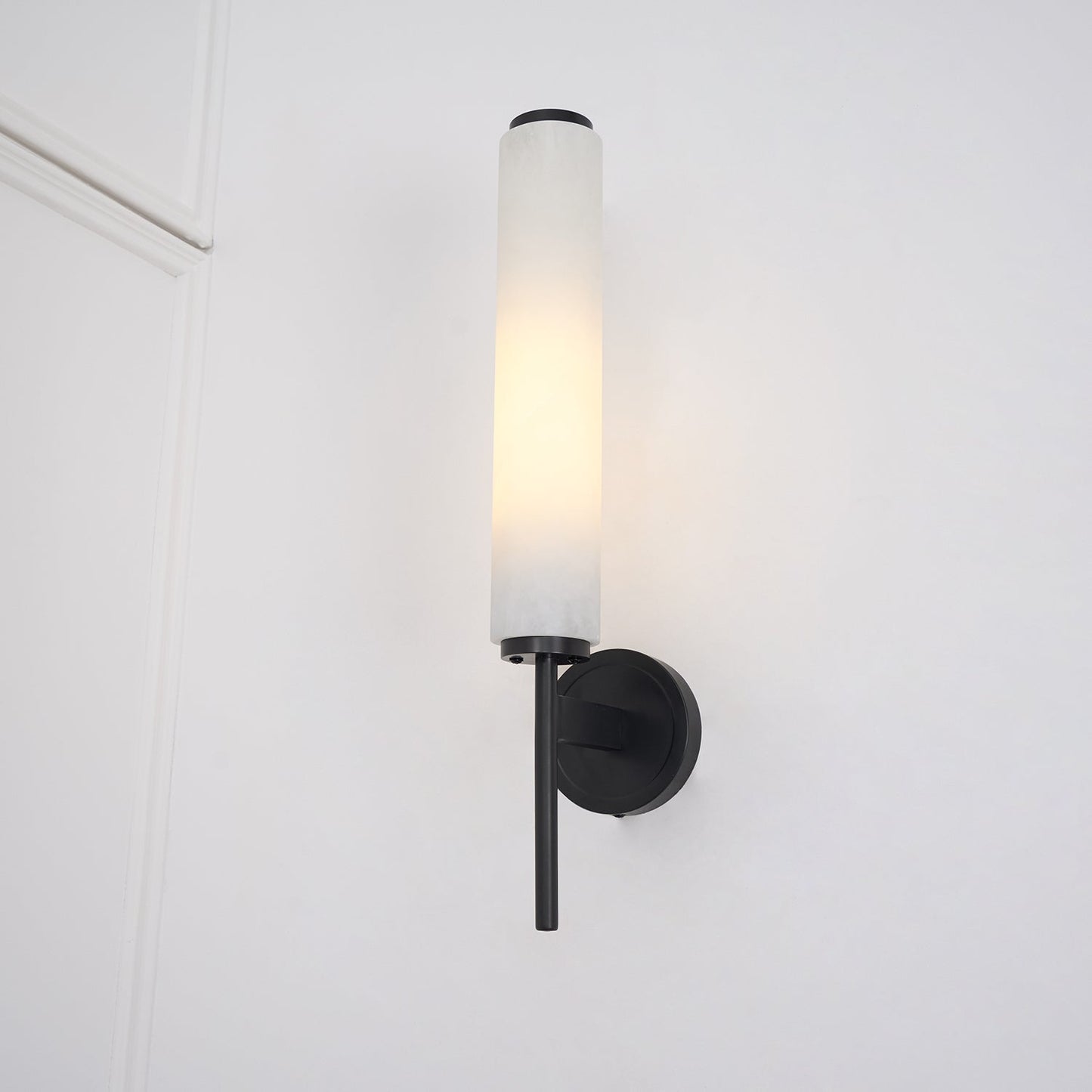 Kelsorim | Geometric Minimalist Alabaster Cylinder Wall Light