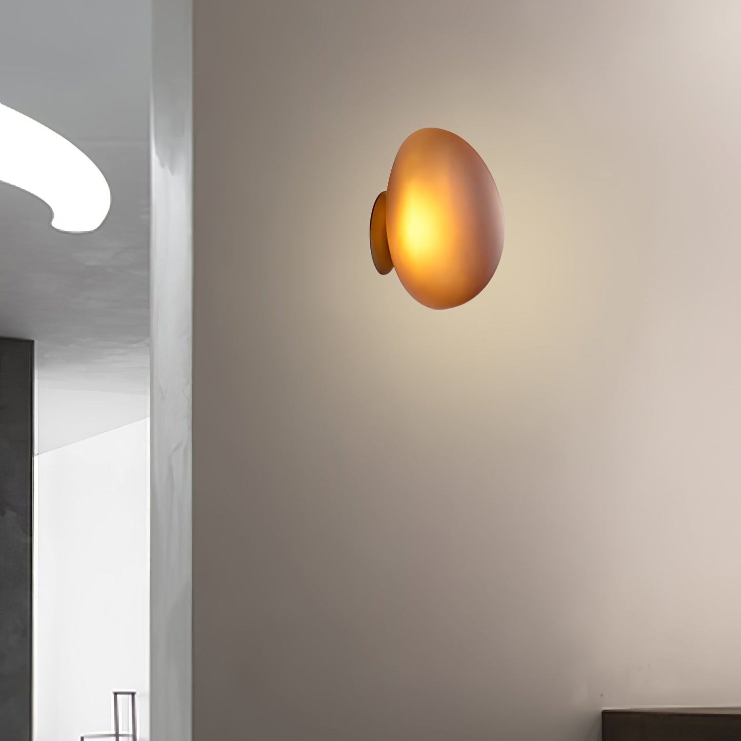 Caldrion | Hand Blown Glass Pebble Wall Light