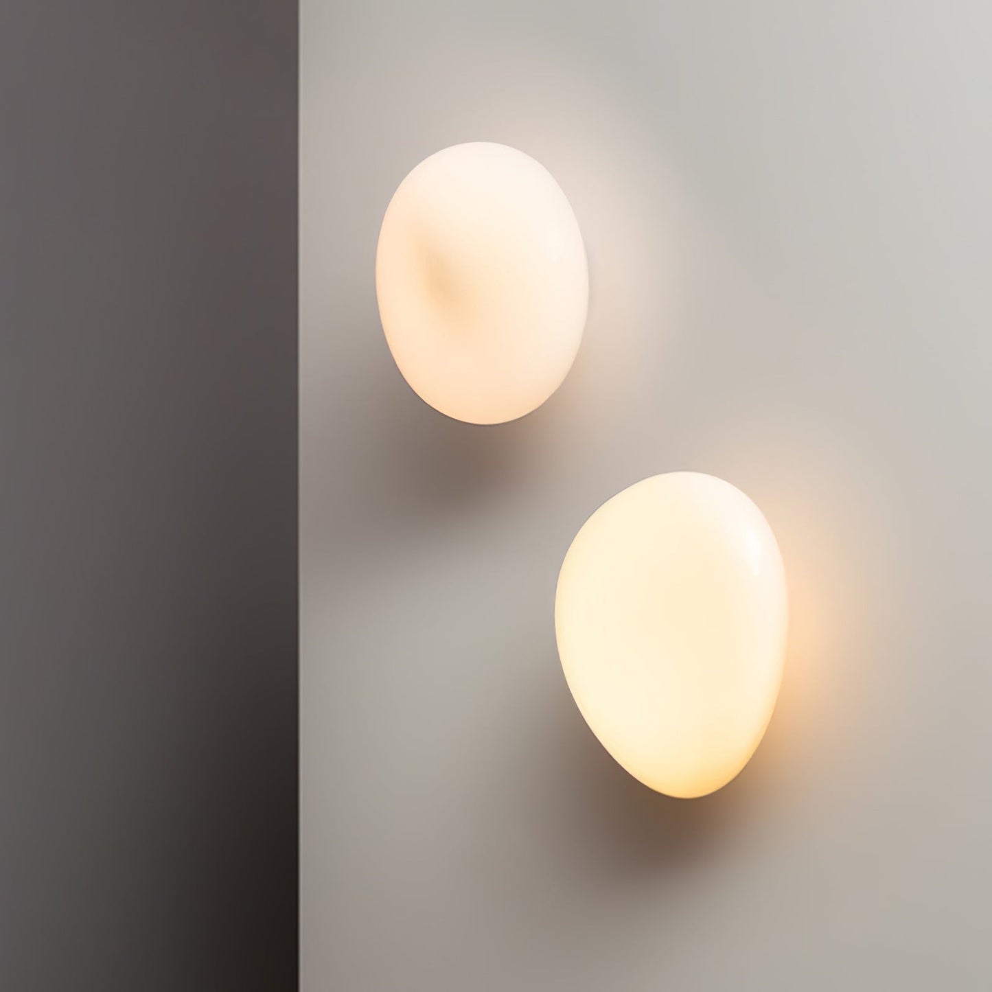 Caldrion | Hand Blown Glass Pebble Wall Light