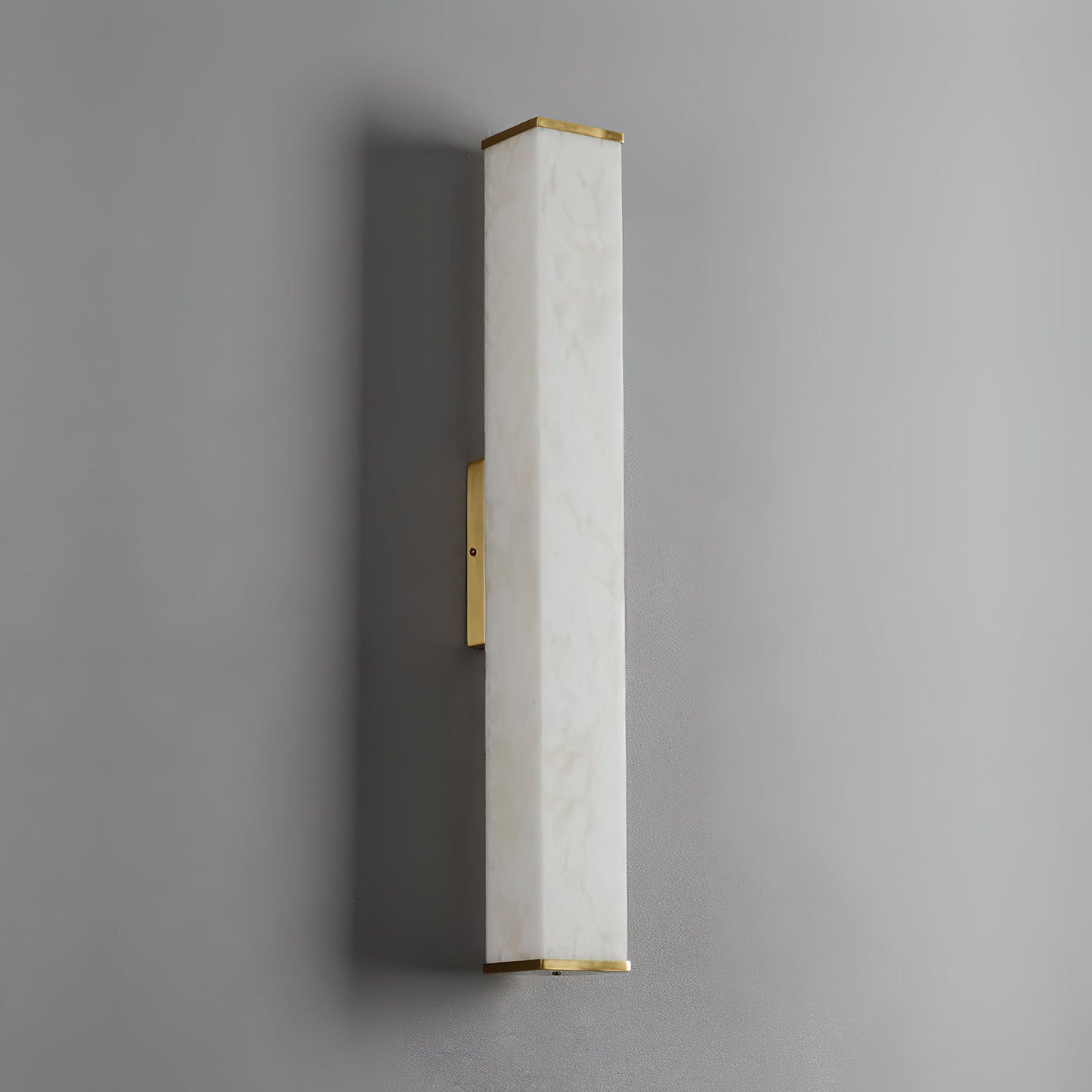 Aristhos | Minimalist Linear Alabaster and Brass Wall Light