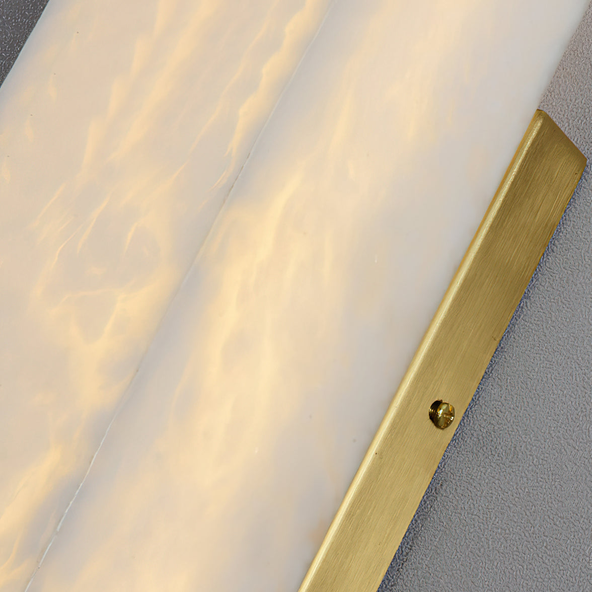 Aristhos | Minimalist Linear Alabaster and Brass Wall Light