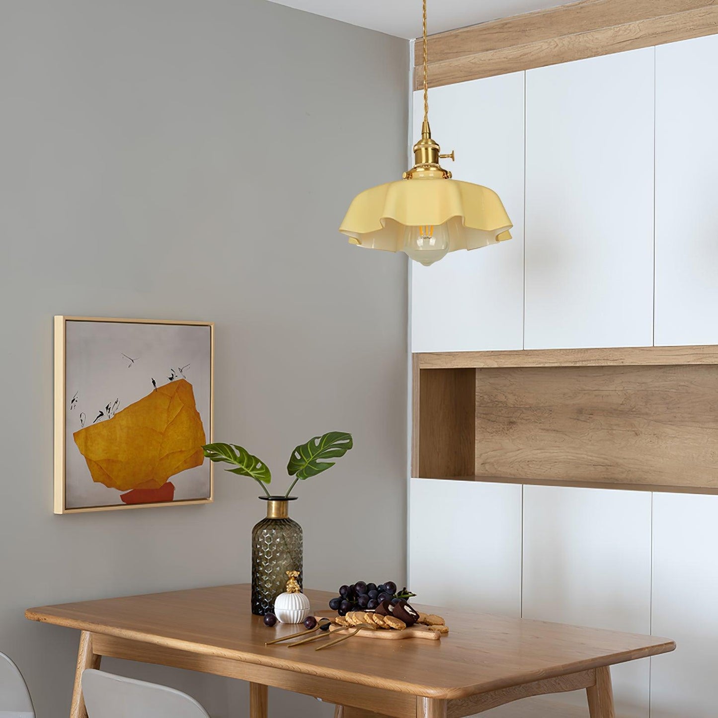 Kelvarna | Vintage Pleated Glass Fluted Pendant Light
