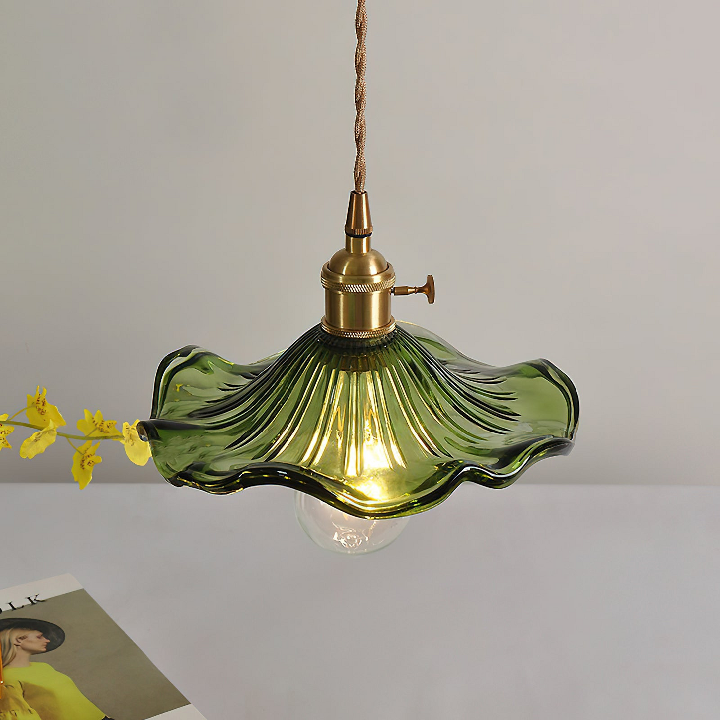 Floria | Elegant Hibiscus Flower Shaped Fluted Glass Pendant Light