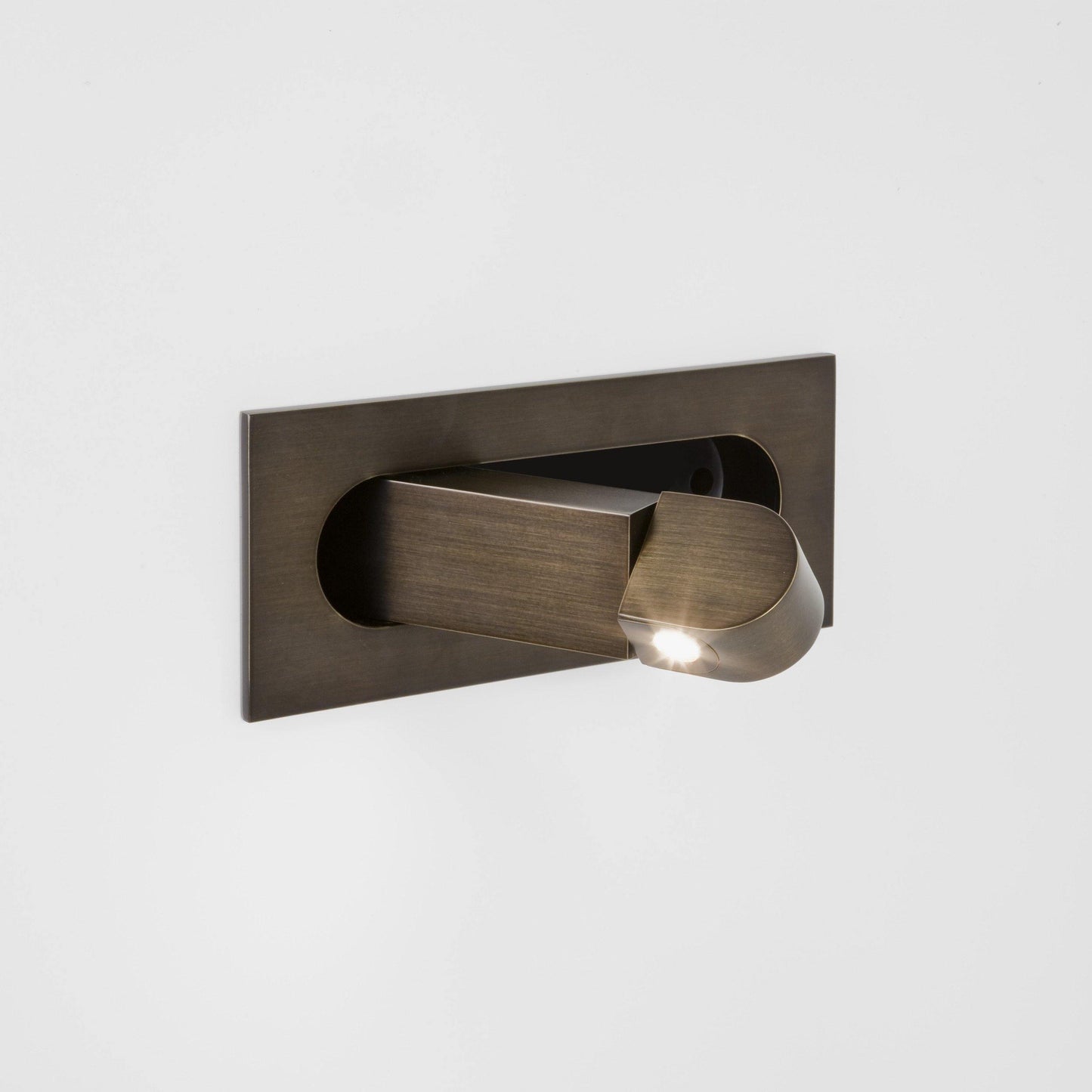 Alsvik | Minimalist Swivel Beam Integrated Reading Wall Light