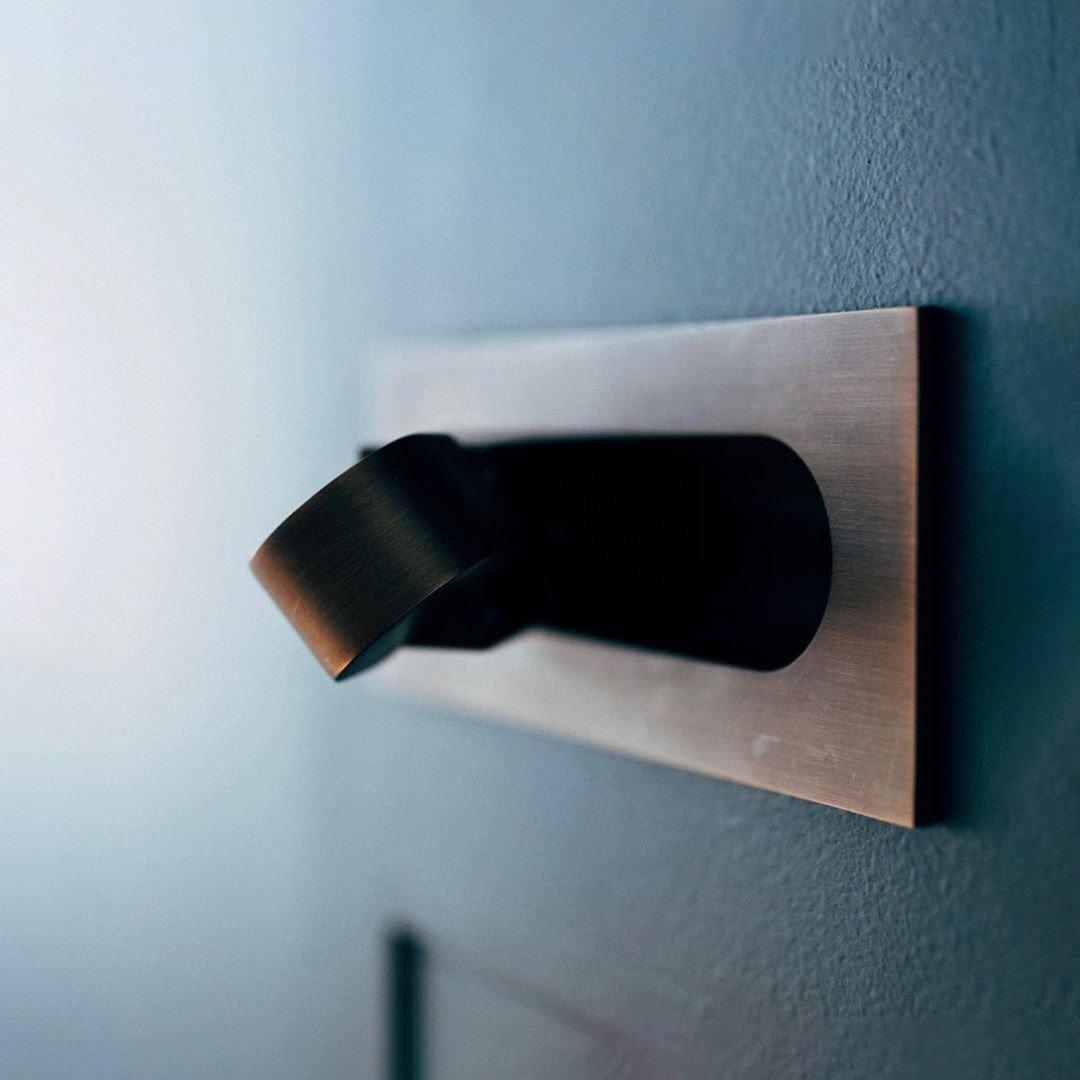 Solveinda | Linear Pop Out Adjustable Bedside Reading Wall Light
