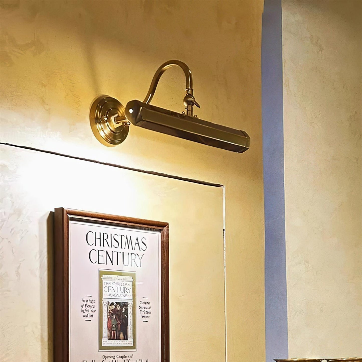 Aerisue | Luxury Sculptural Geometric Frame Accent Wall Light