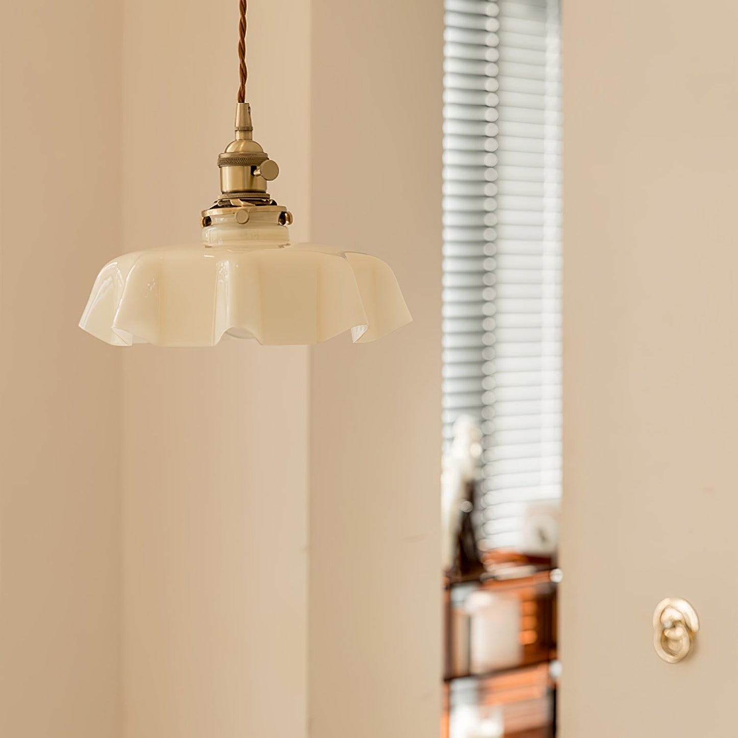 Kelvarna | Vintage Pleated Glass Fluted Pendant Light