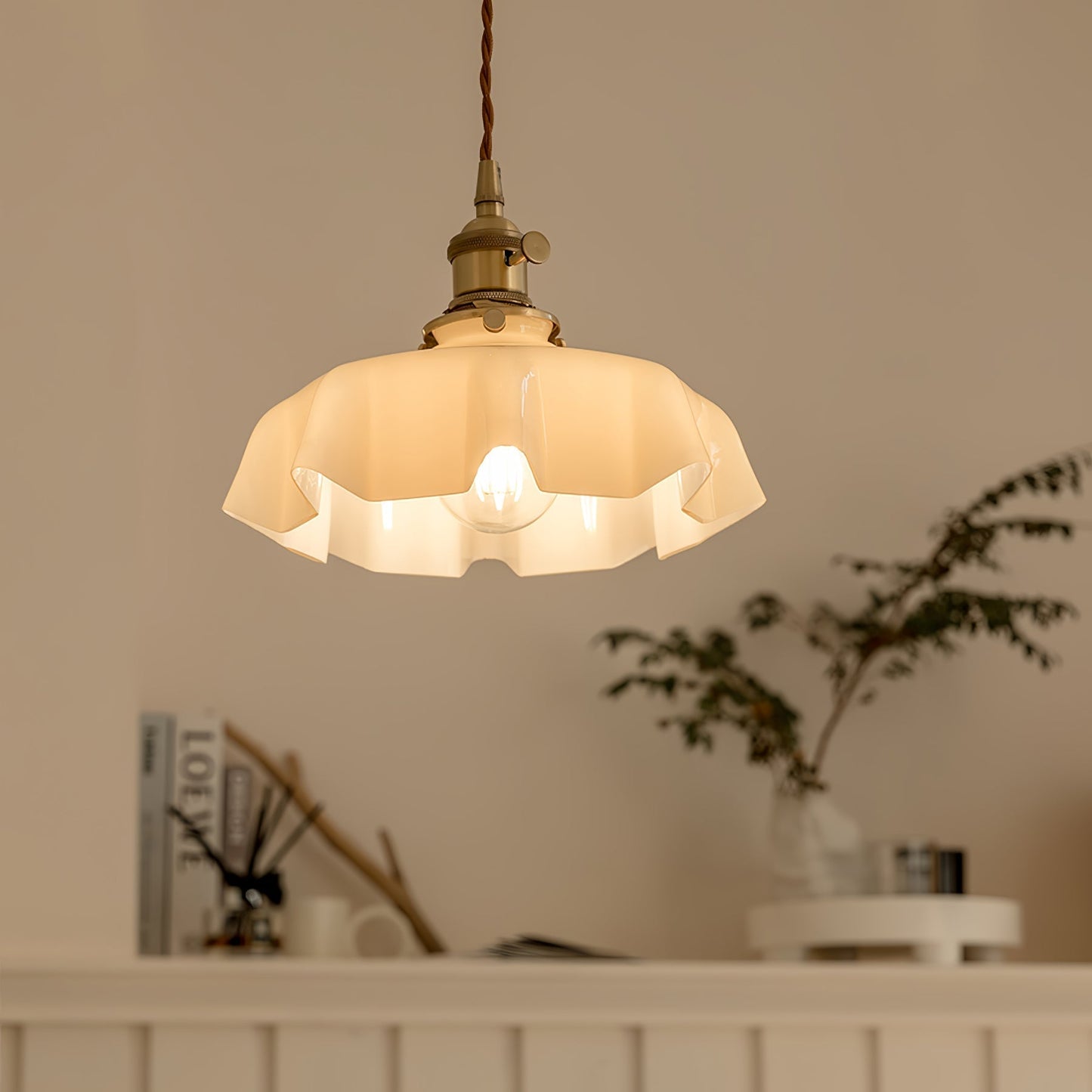 Kelvarna | Vintage Pleated Glass Fluted Pendant Light
