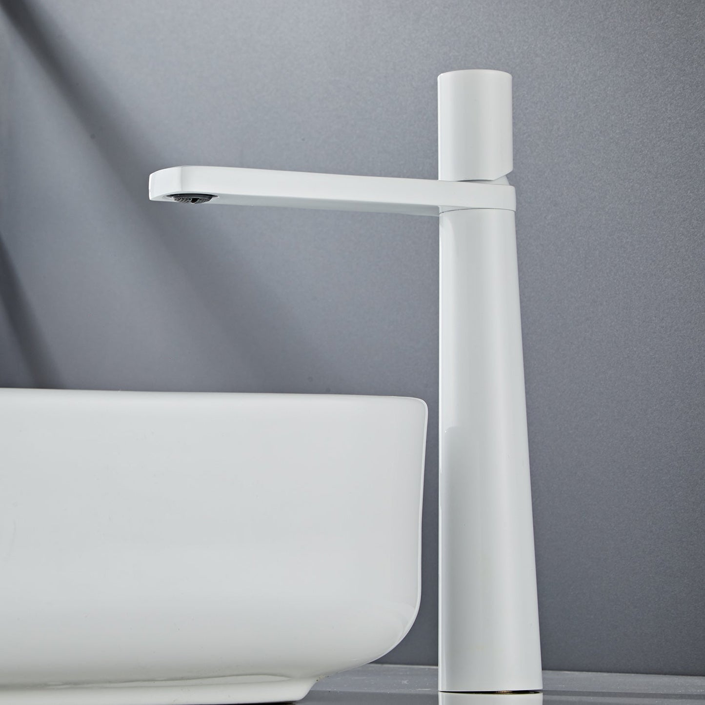 Thalruvne | Modern Cylindrical Silhouette Single Hole Bathroom Sink Tap with Rotary Knob