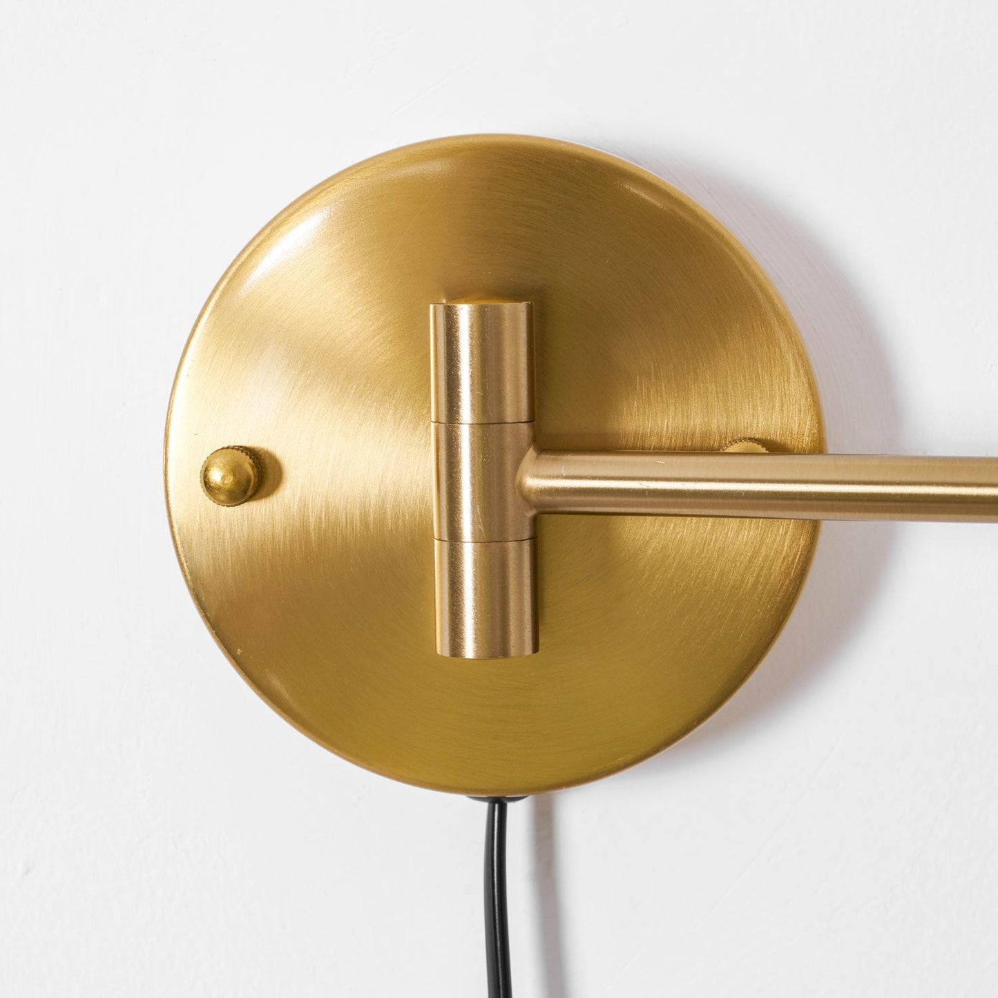 Kelsigore | Minimalist Swing Arm Rotatable Geometric Functional Wall Light