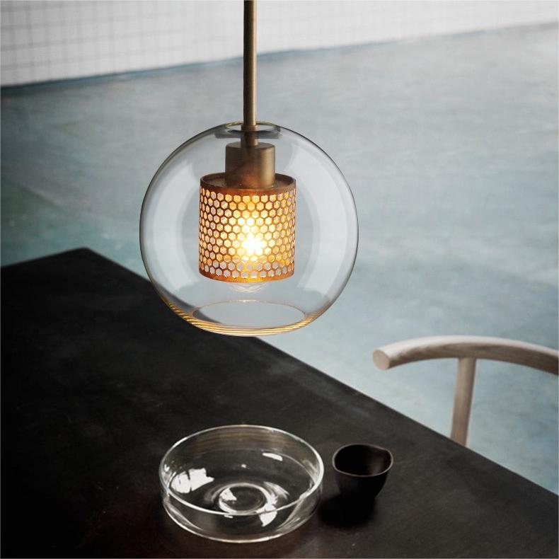 Vaelindor | Sleek Globe Glass Golden Luminaire Pendant Light