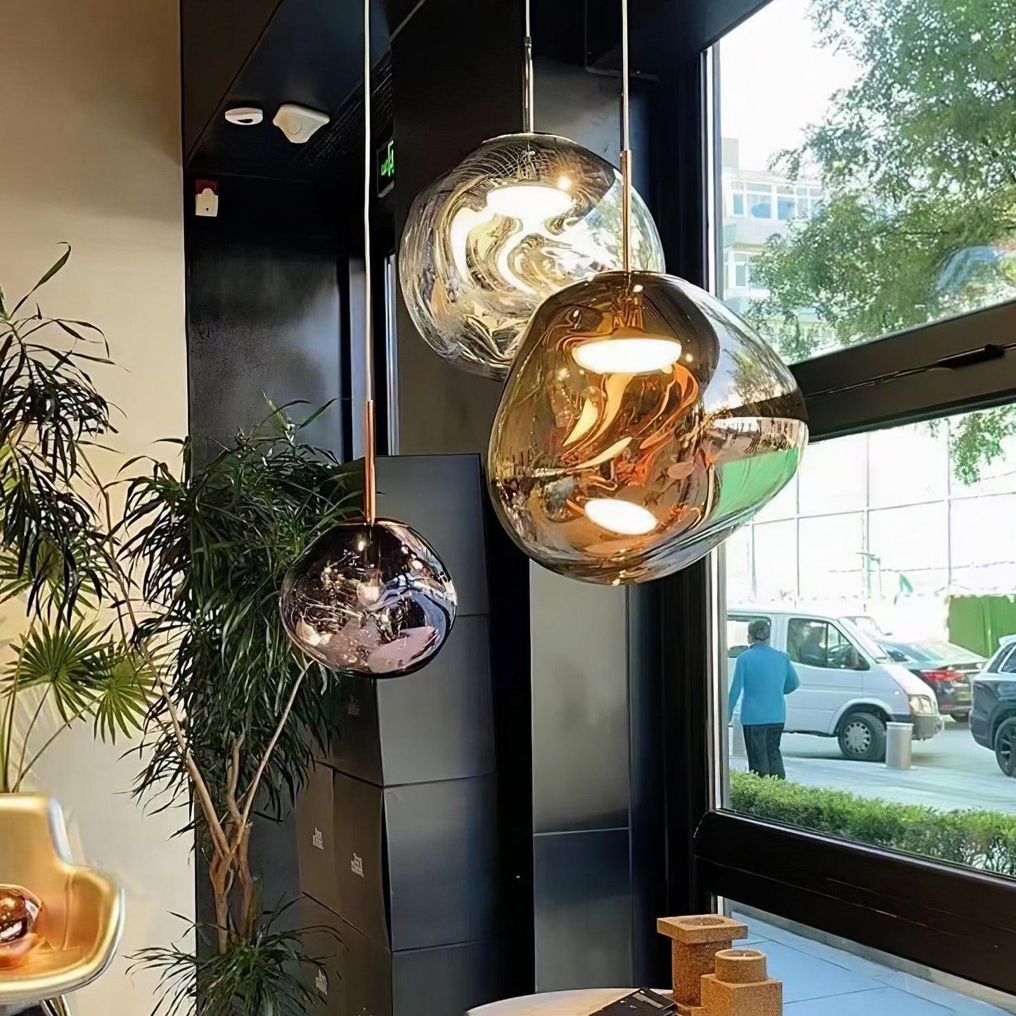 Kryntoch | Sculptural Fluidic Wave Ambient Drop Pendant Light