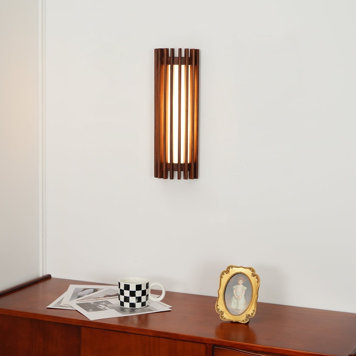 Arbor | Minimalist Natural Wood Grain Wall Light